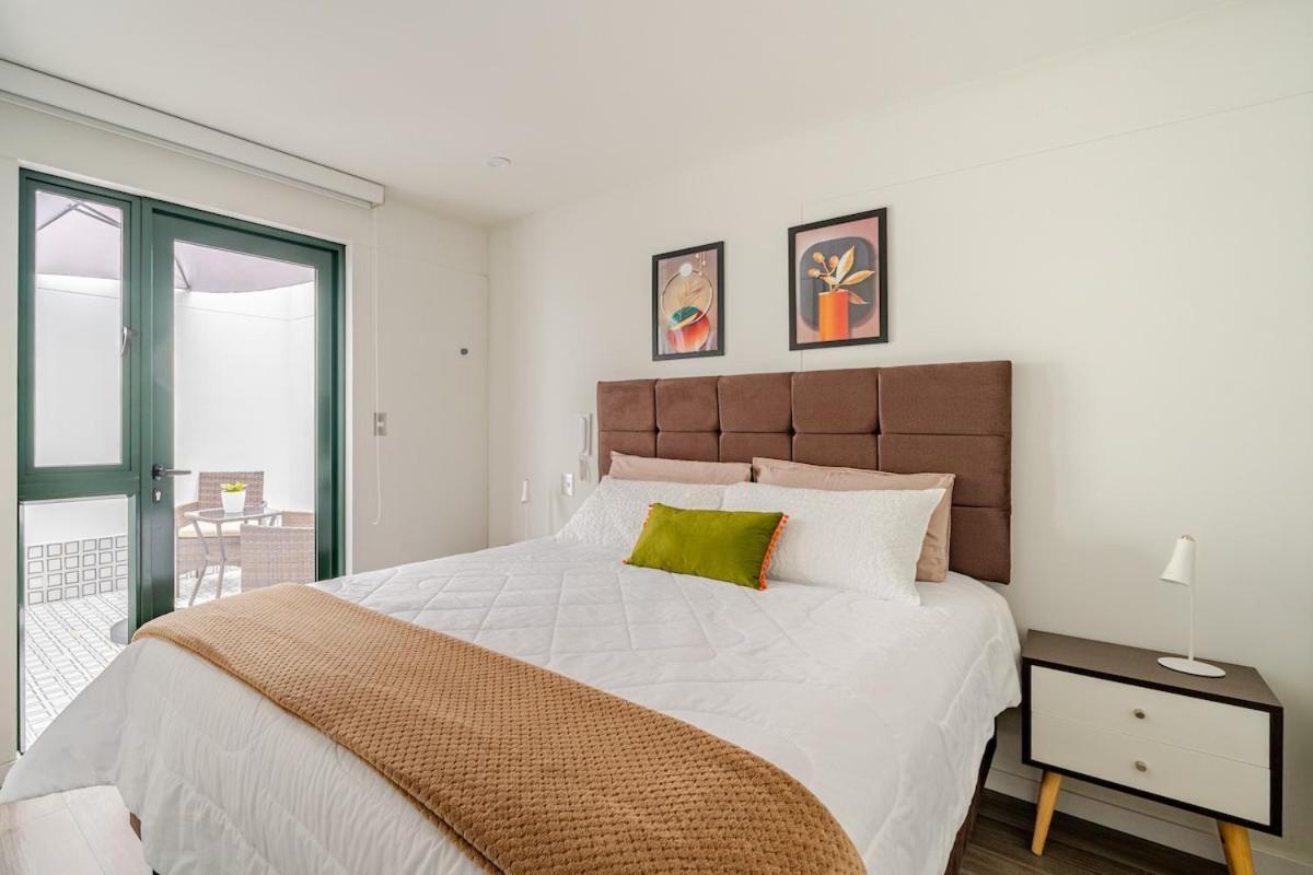 Apartment Vacation Escape - Elegant Barranco Near & Art Lima
