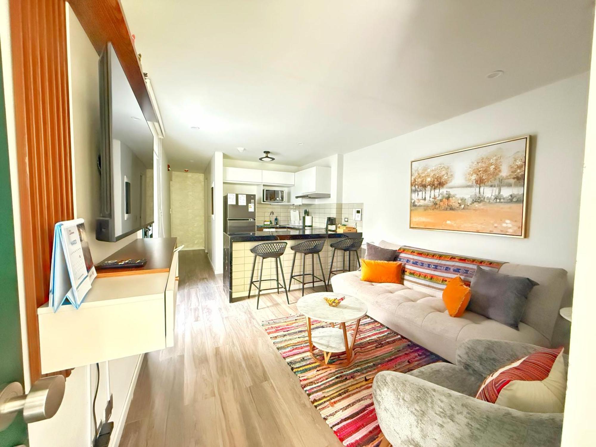 Vacation Escape - Elegant Barranco Near & Art Apartment